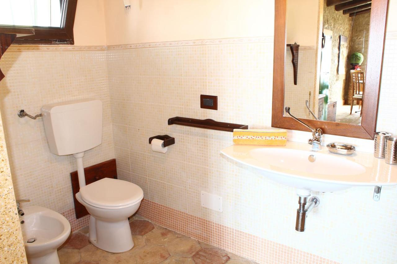 カリーニ Casale Maddalenaヴィラ エクステリア 写真