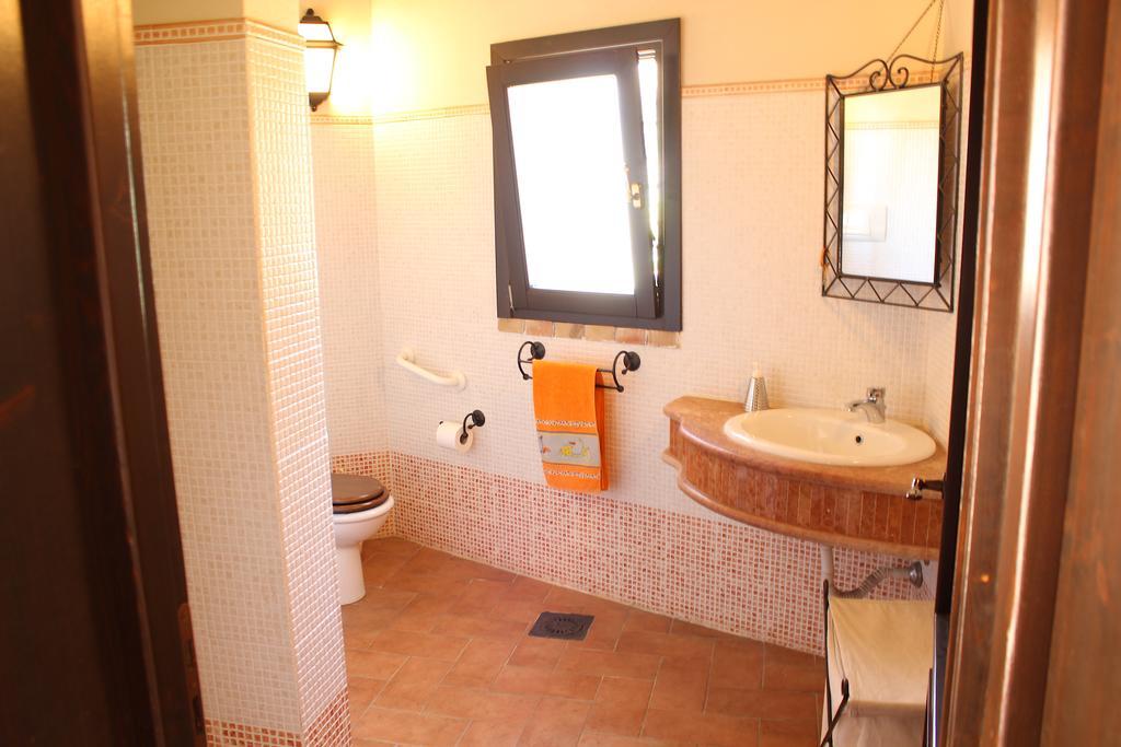カリーニ Casale Maddalenaヴィラ エクステリア 写真